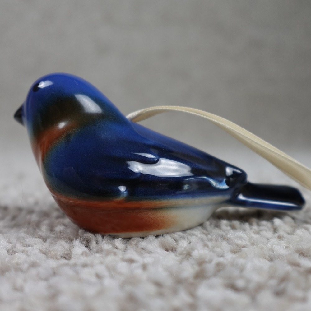 Longaberger 2009 Collectors Club Backyard Bird Eastern Bluebird Pottery Ornament - Picture 2 of 8